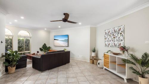 Fingal Bay House | Retreat on Pebble