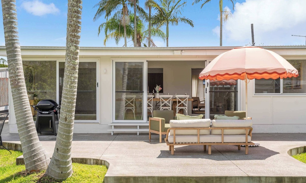 Bli Bli House | River Breeze Retreat, Relaxed Bli Bli Escape