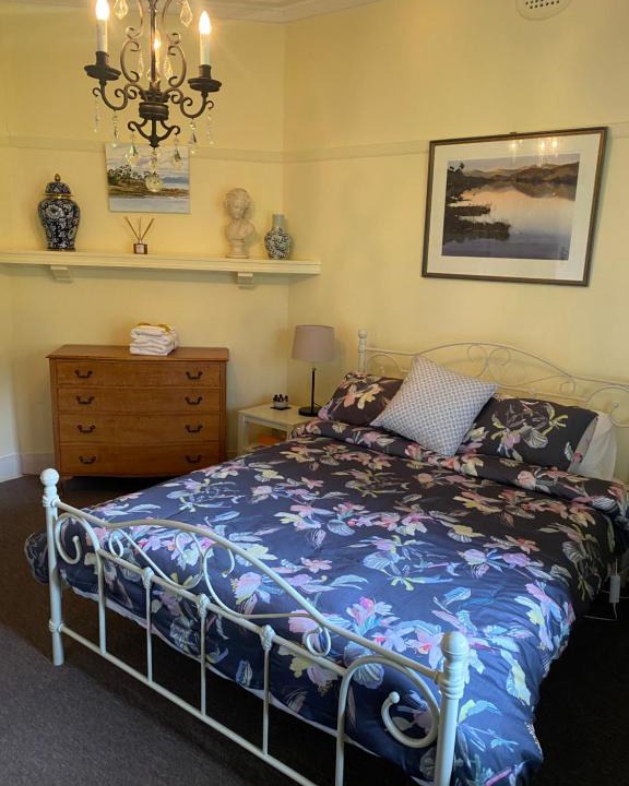 Huonville House | River Front Estate