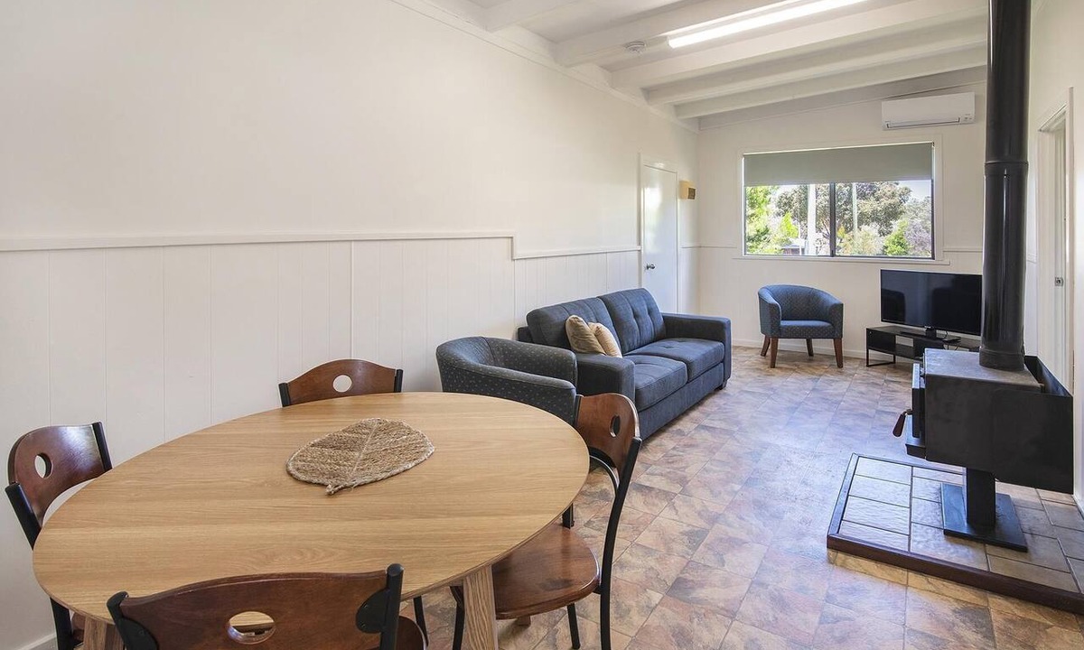 Augusta Cottage | Riverscape Cottage No.1 - Riverscape Cottage No.1 A Family Gem
