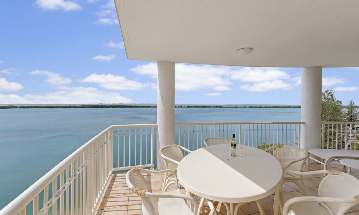 Golden Beach Apartment | Riviere on Golden Beach