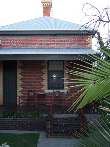 Maryborough Bed & Breakfast | RJ's Bed & Breakfast