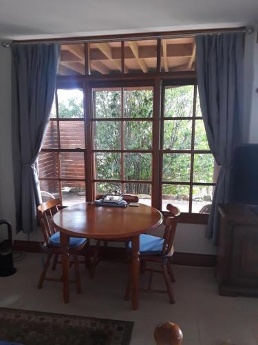 Avoca Beach Apartment | Rockwall Avoca Beach