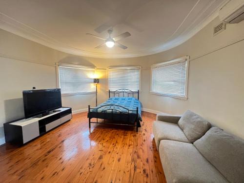 Merrylands House | Room 78