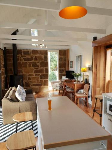 Hayes Apartment | Rosendale Stables