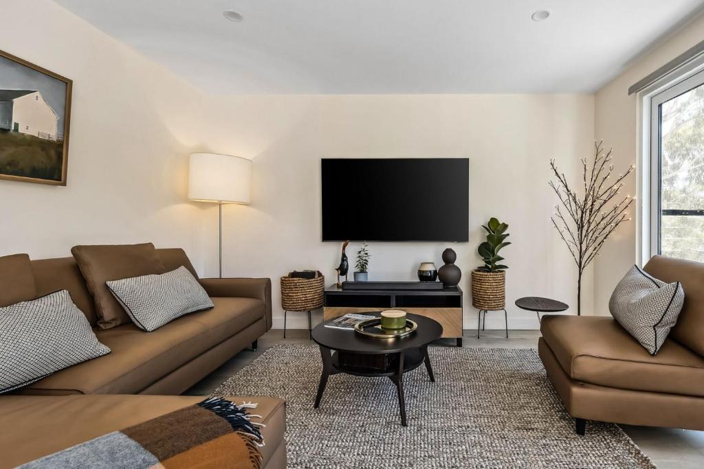 Hepburn Springs House | Roxy on Church