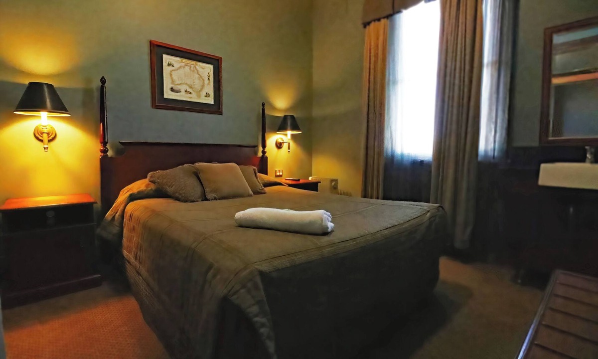 Guyra Hotel | Royal Hotel Guyra