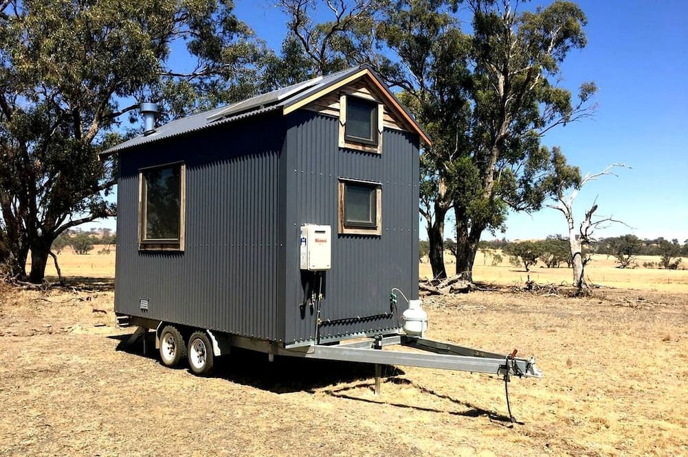 Redesdale Cabin | Rustic Tiny House Rental for a Weekend Getaway in Victoria