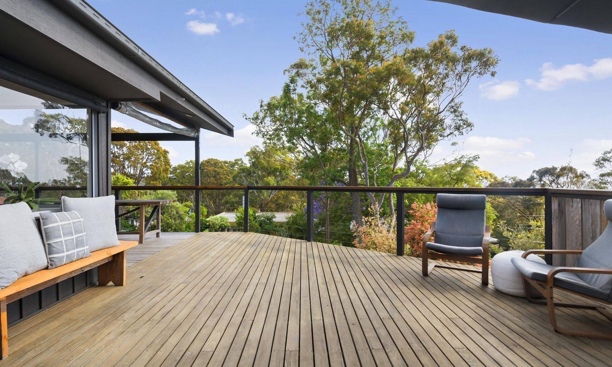 Macmasters Beach House | Salhia Beachhouse - spectacular ocean backdrop
