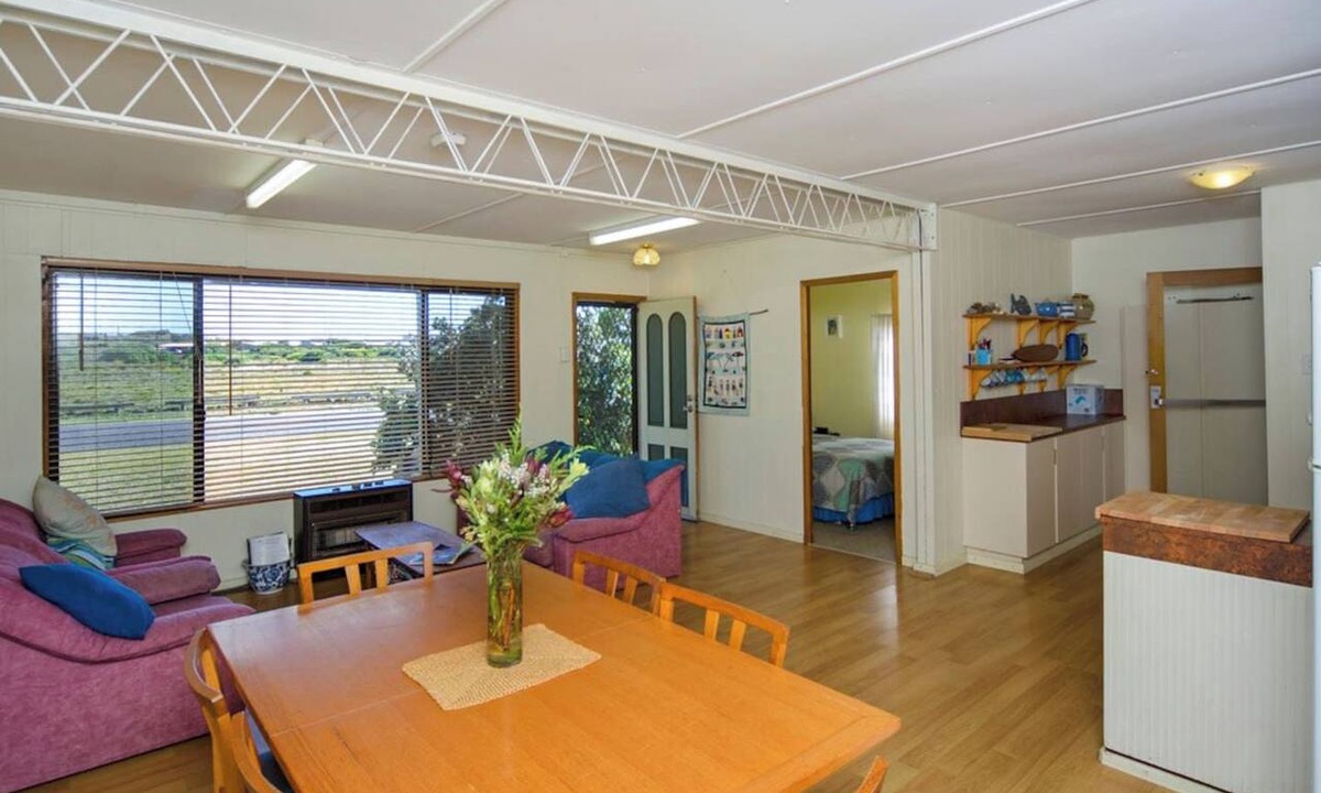 Goolwa Beach House | Sand Castle - 10 Dent -Pets Negotiable