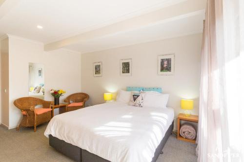 Apollo Bay Hotel | Sandpiper Motel Apollo Bay