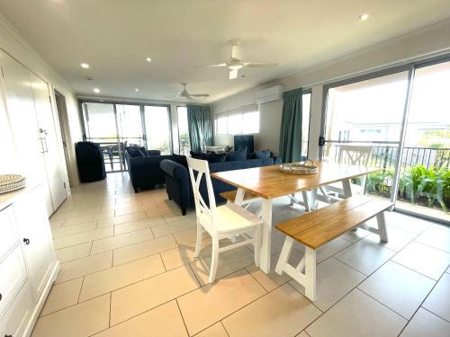 Agnes Water Apartment | Seabreeze On Dolphin