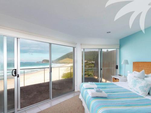 Boomerang Beach House | SeaCrest on Blueys Beach