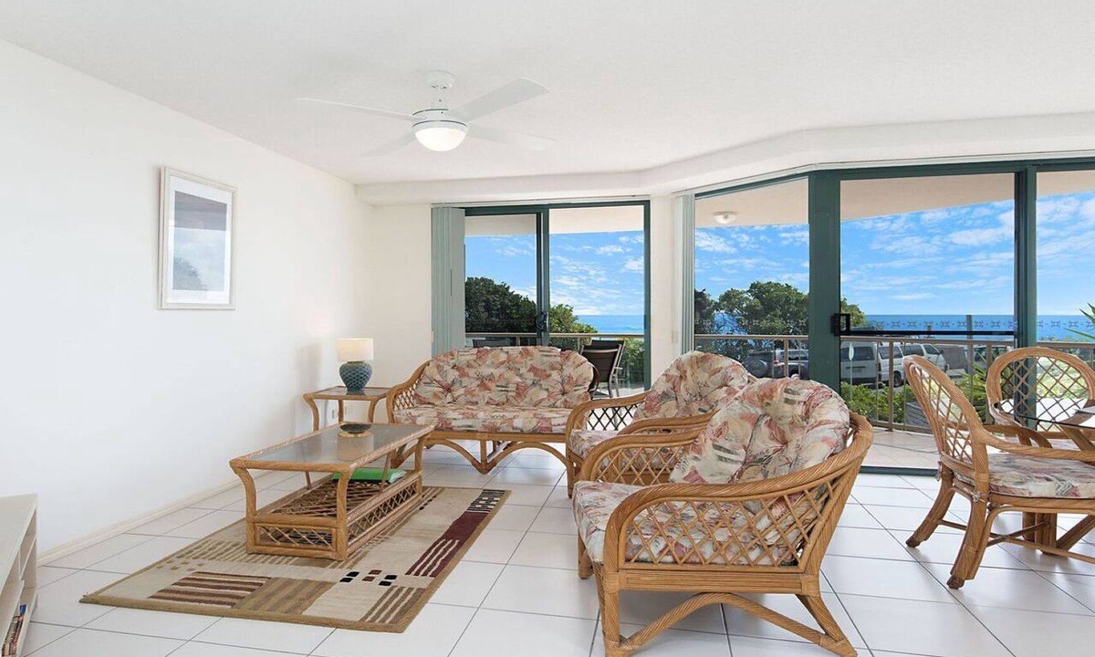 Moffat Beach Apartment | Seacrest Unit 1 Moffat Beach QLD