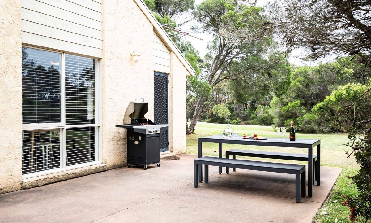 Bellbrae Cottage | Self-contained and family friendly space ideal for long stays