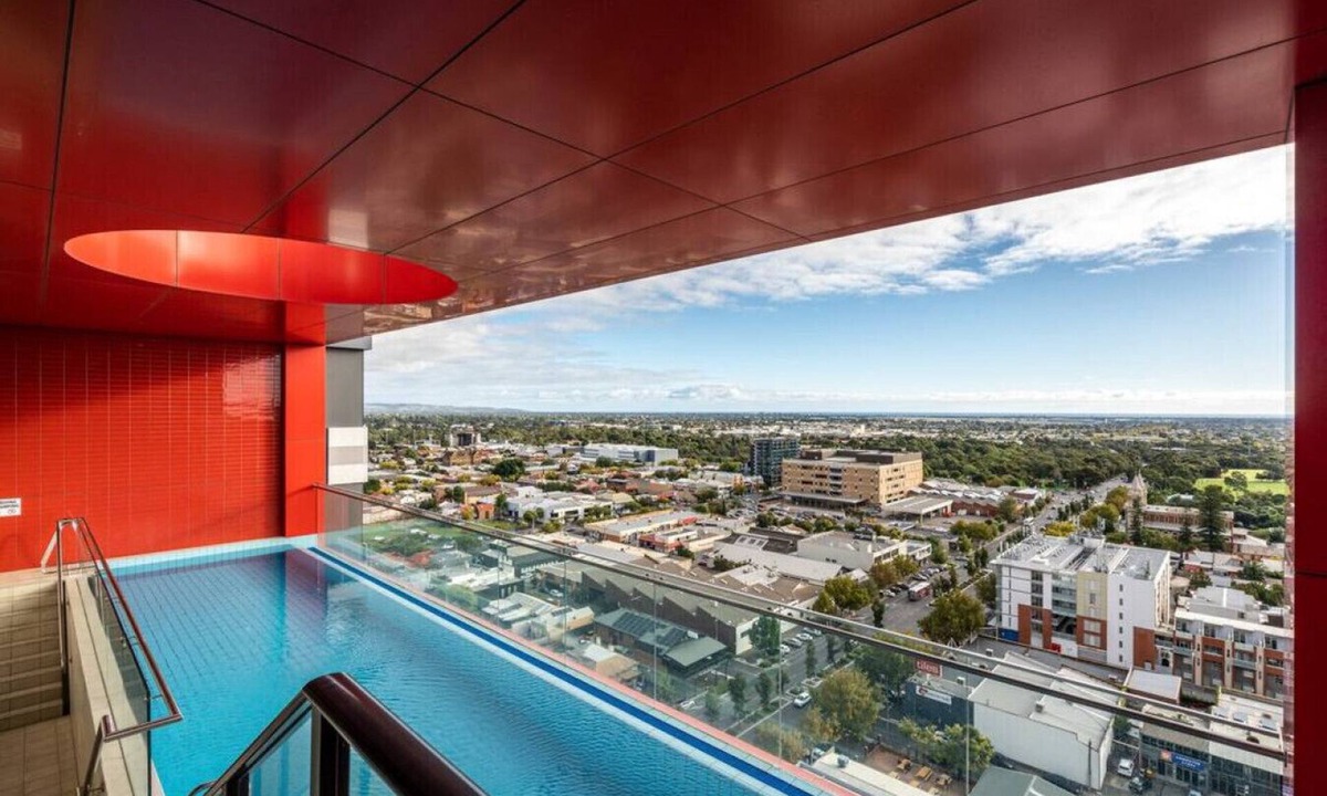 Adelaide Central Business District Apartment | Sky High on Grote: An Elevated Inner-City Stay