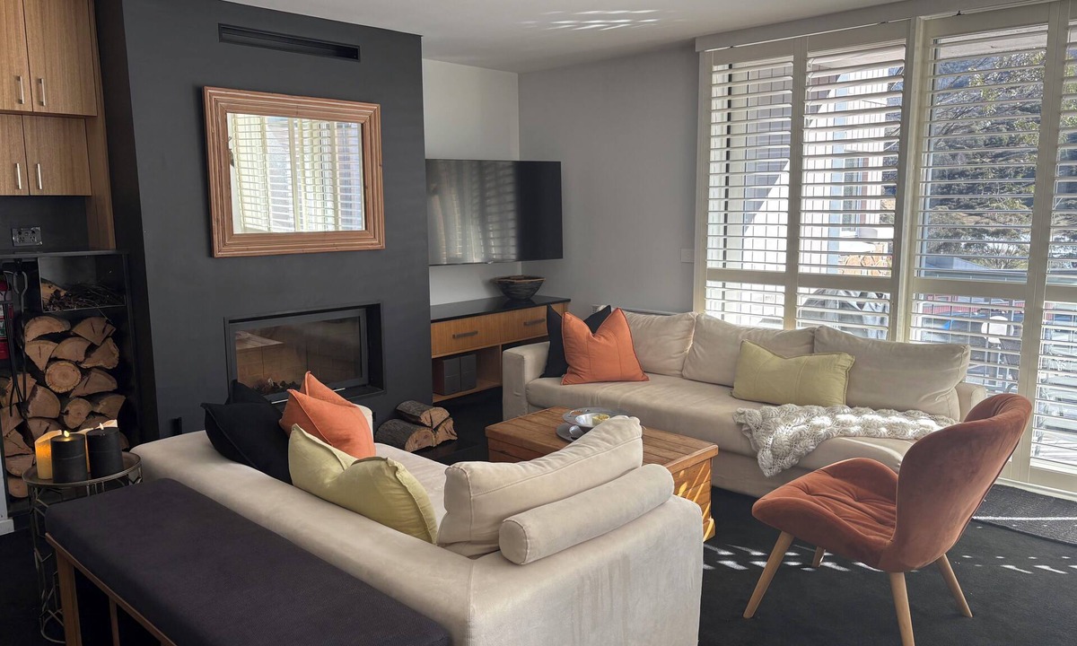 Thredbo Apartment | Snowman 3 Luxury stay Central Village & Parking.