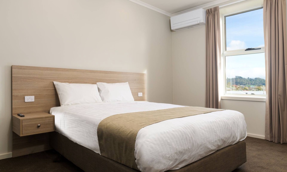Somerset Hotel | Somerset Hotel