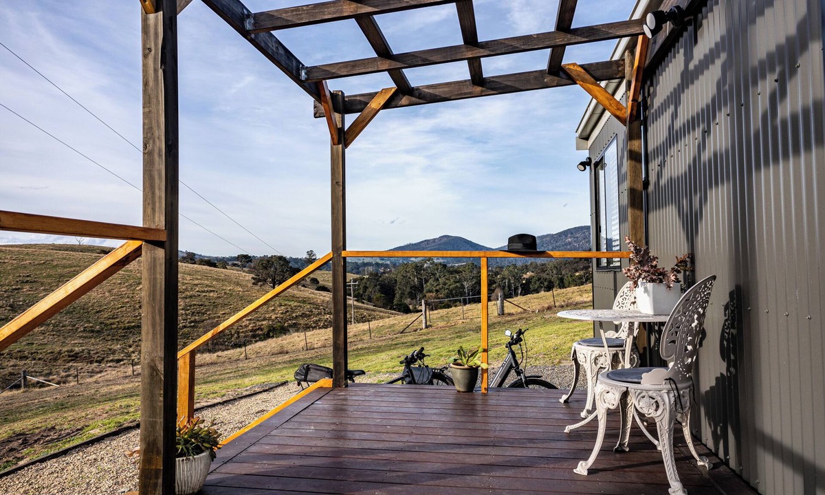 Brogo Bed & Breakfast | South Coast Stunner with relaxing private Acres, Brogo!