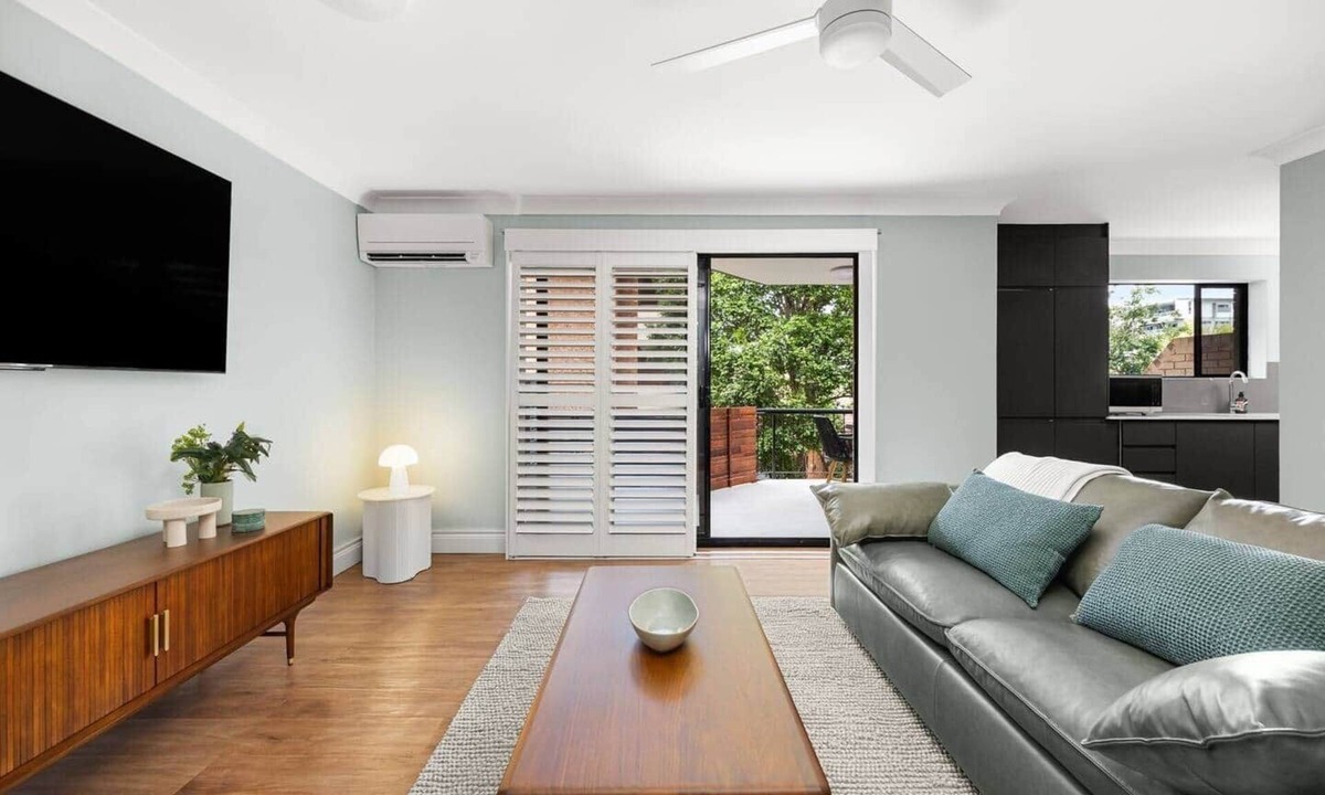Auchenflower Apartment | Spacious 2BR Stay w/Pool & Balcony