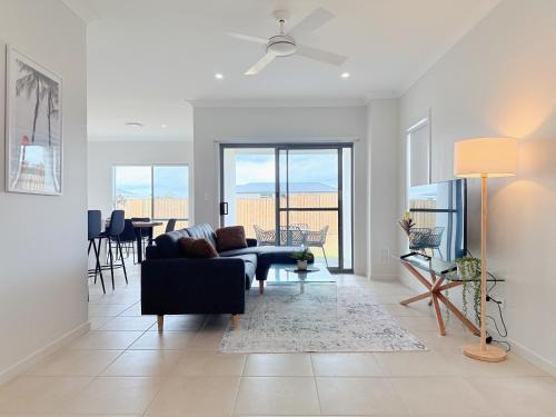 Rochedale Villa | Spacious 4BR Family Retreat Rochedale Oasis