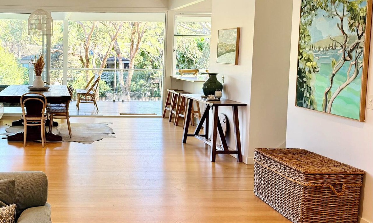 Avalon Beach House | Spacious Avalon Beach family retreat. Walk to beach.
