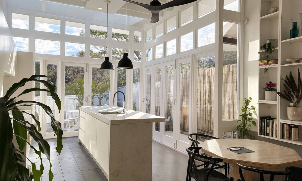 Balmain House | Spacious Charming Balmain Cottage | Village Lifestyle, 12min to CBD!