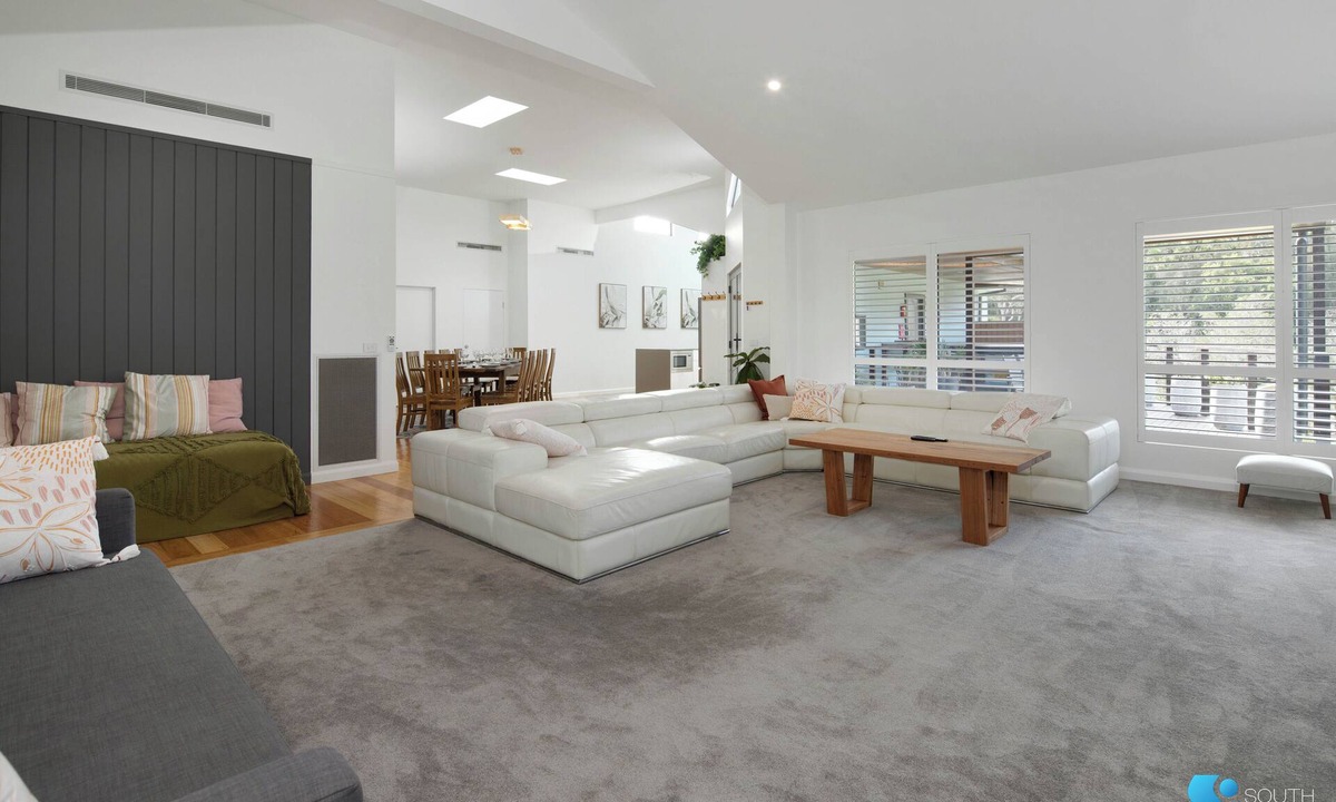 Moruya Heads House | SPACIOUS COASTAL GETAWAY nSpa, close to beach & river, mountain bike suitable