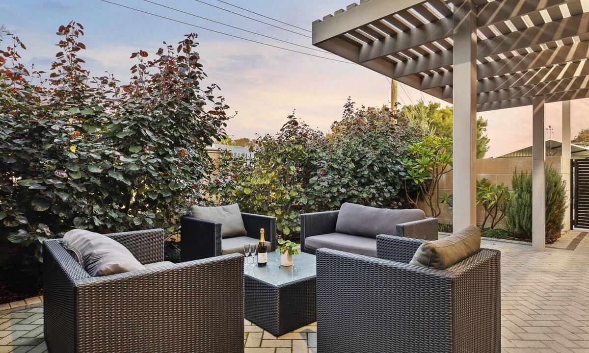 Wannanup Apartment | Spacious Family Home in Wannanup Mandurah