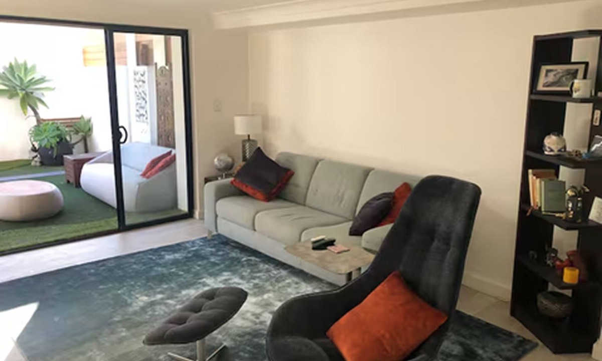 Bondi Apartment | Spacious Garden Apartment in the Heart of Bondi – Walk to Beach + Parking
