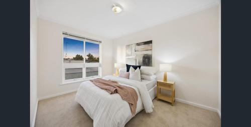 Rostrevor Apartment | Spacious Hills Retreat with City Convenience