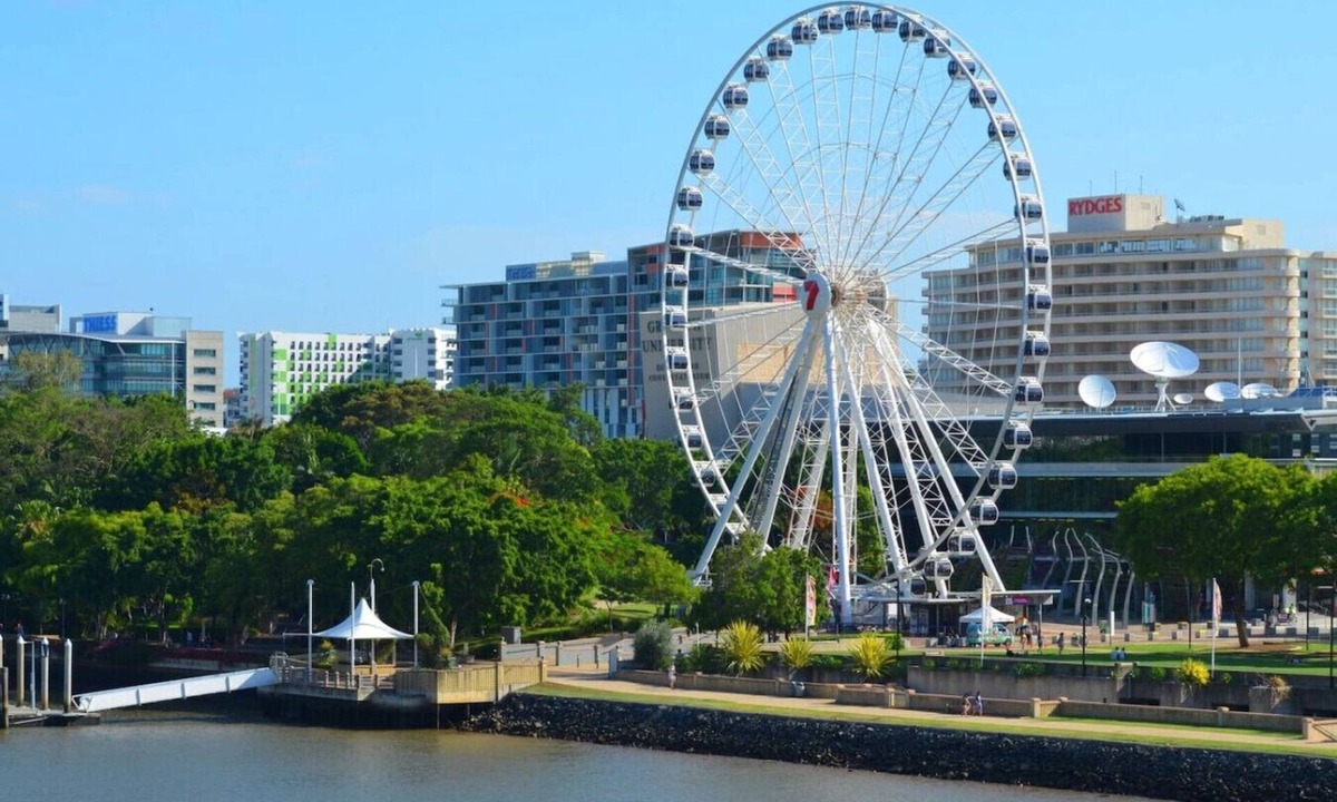 Spring Hill Apartment | Springhills close to CBD 2BR/1BA with Parking