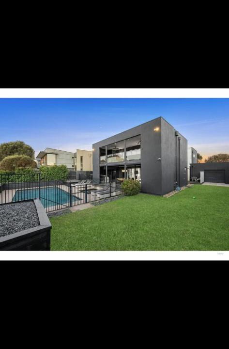 Torquay House | St Georges Luxury Beach House