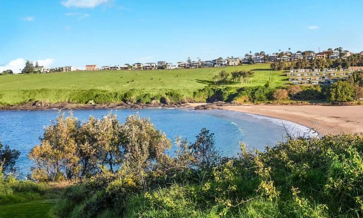 Kiama Apartment | St Tropez Beachside Luxe