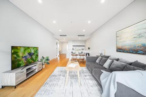 Macquarie Park Apartment | Staycation Vibes Resort-Style 2BR Pool & Gym