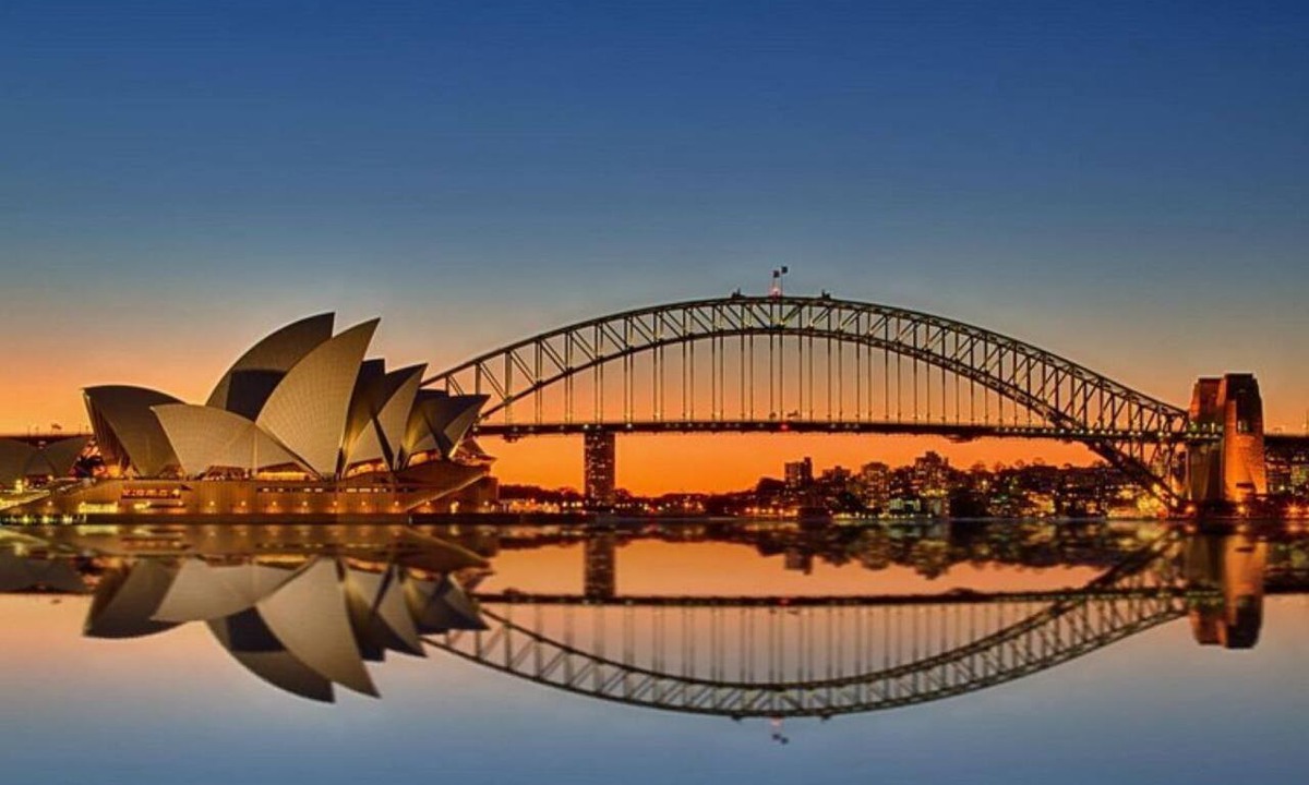 Bondi Junction Apartment | Stunning 3-Bedroom Harbour Suite Near Bondi Beach Sydney