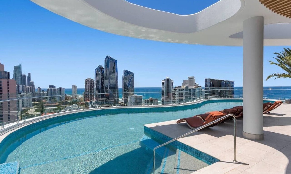 Broadbeach Apartment | Stunning L19 Dlx 3 Bedroom Apt w/Hinterland Views