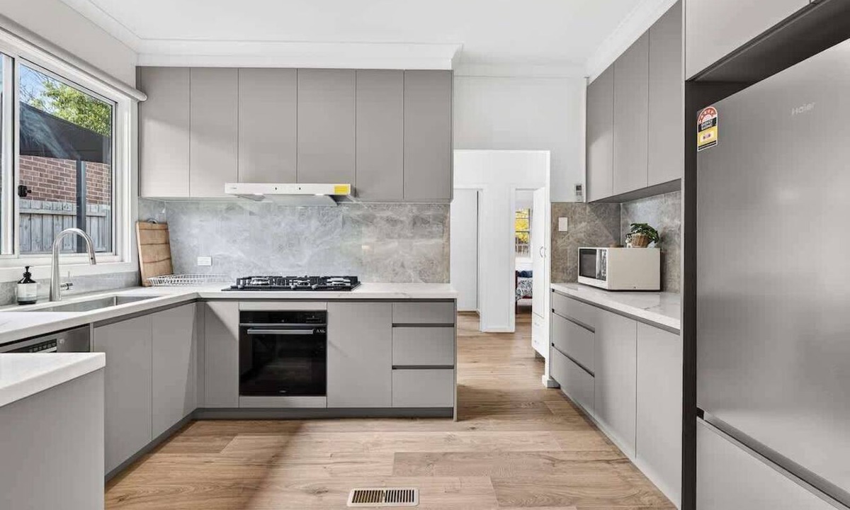 Ashburton House | Stylish 2BR Home near Ashburton Village&Chadstone