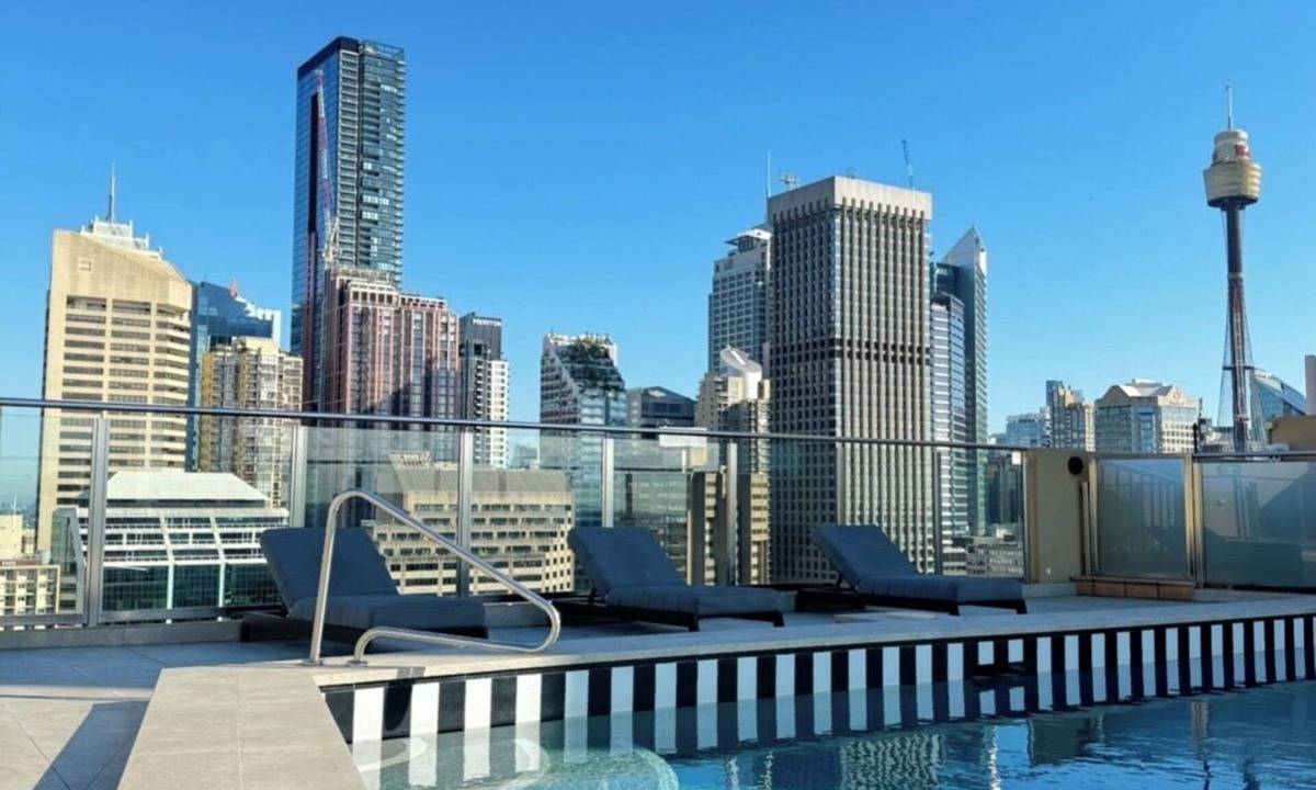 Darlinghurst Apartment | Stylish Studio with amazing pool