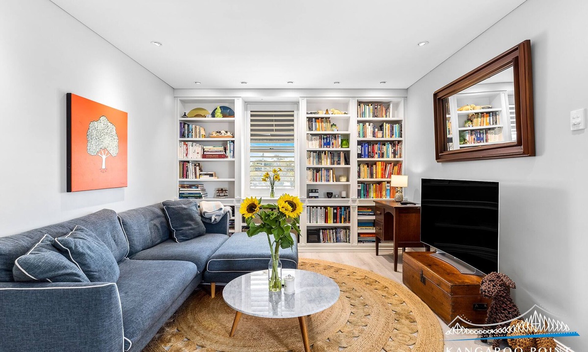 Ascot Apartment | Stylish Two Bedroom Unit in Ascot
