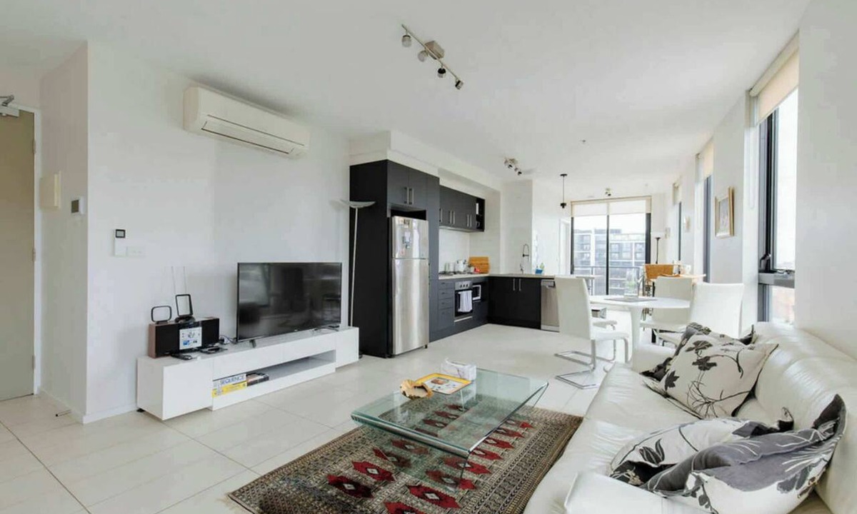 North Melbourne Apartment | Stylish2BD Penthouse Panoramic Views Nth Melbourne