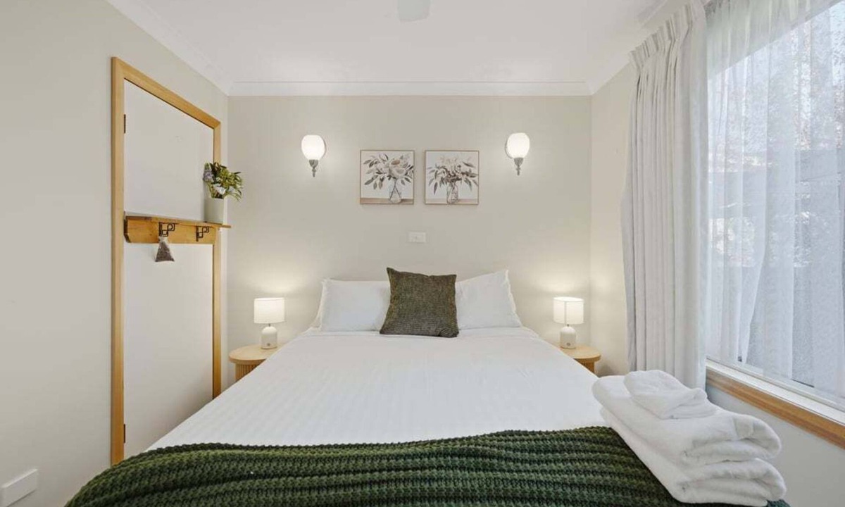 Devonport House | Sunlit Garden Granny Flat