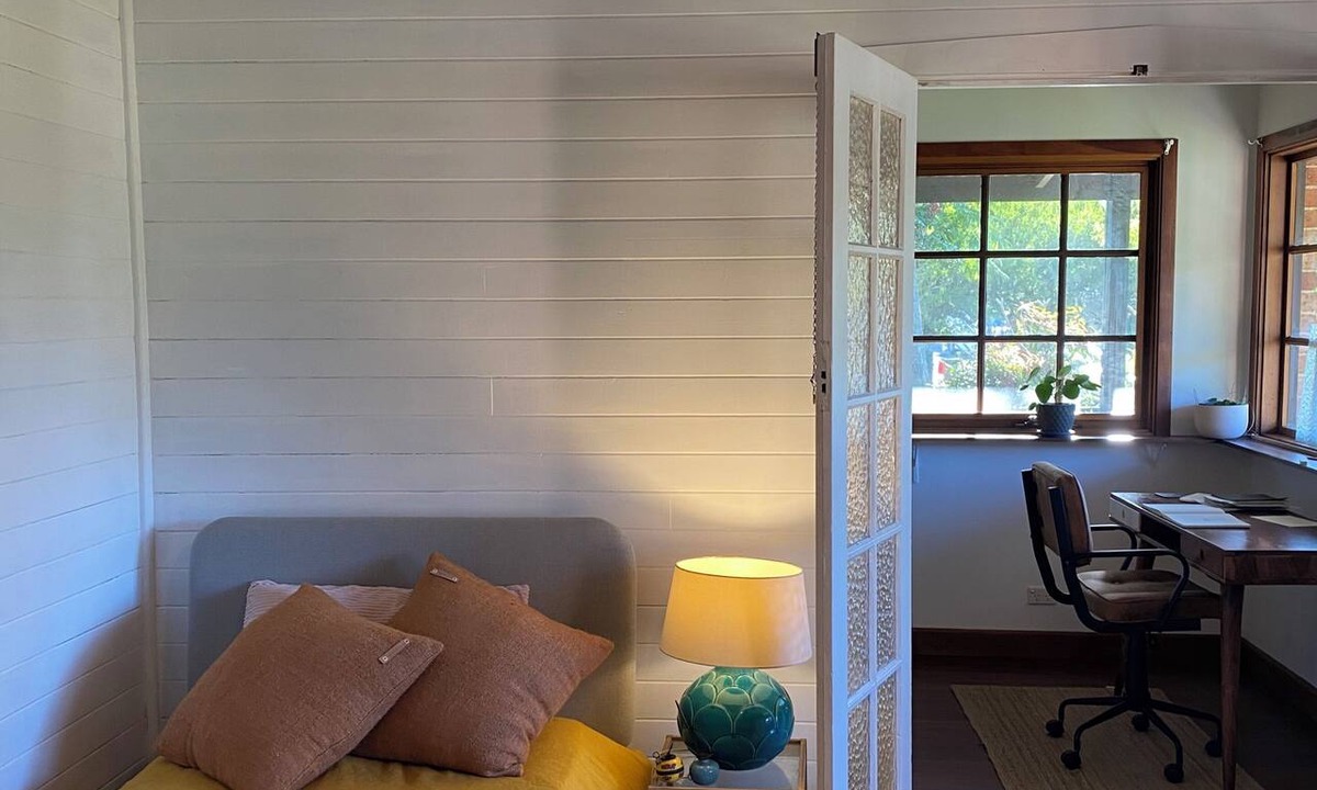 Bulli House | Sunny three bedroom home in Bulli with a beautiful garden
