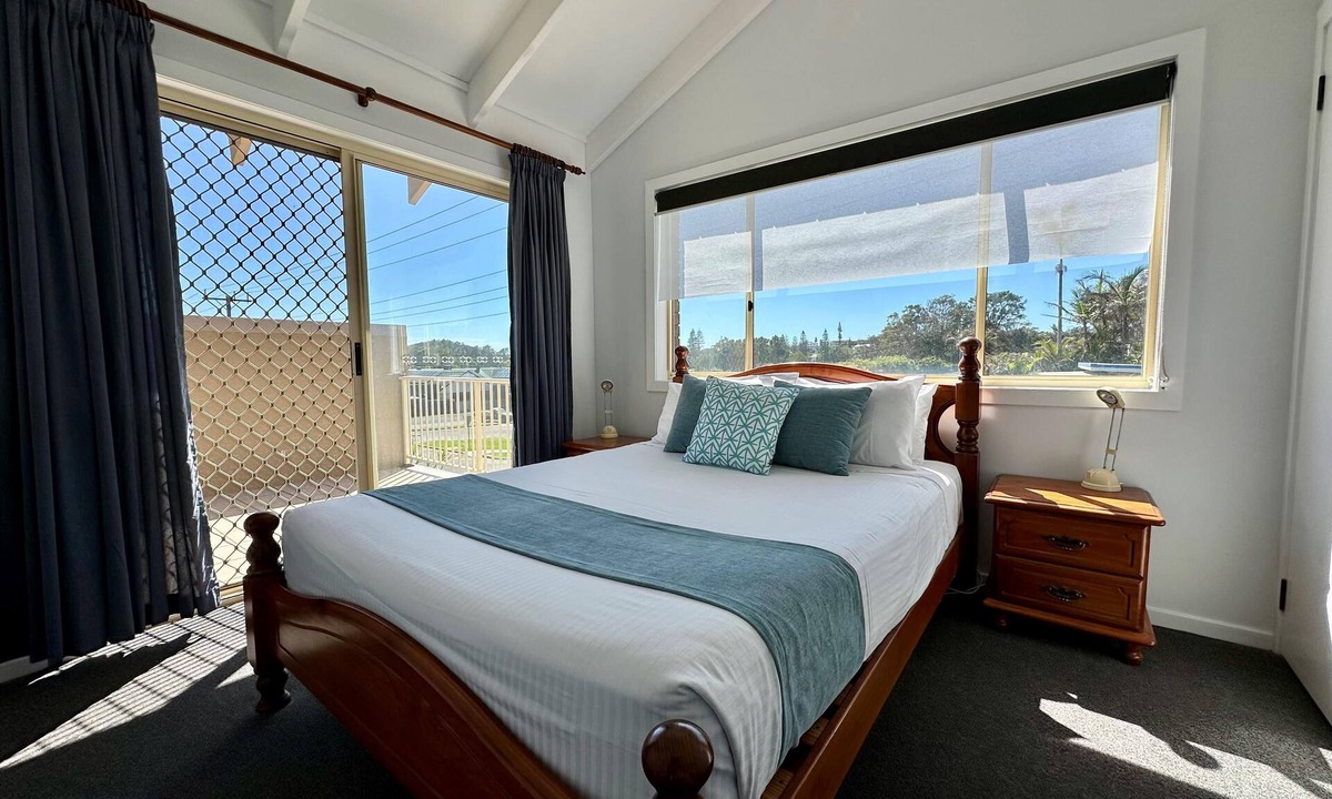 Scotts Head Villa | Sunrise - Scotts Head - Sunrise - Scotts Head