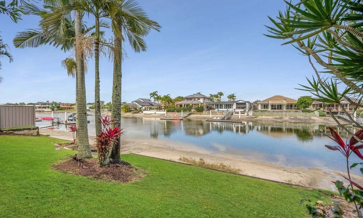 Mooloolaba Resort | Sunset on the Canal Mooloolaba