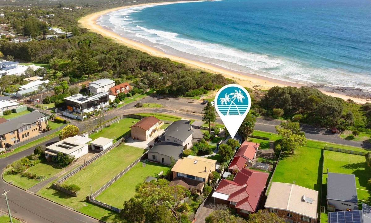 Culburra Beach Apartment | Surfrider Studio - Pet Friendly - 50m to Beach - Book 3 Nights, Pay for 2 until 24 September 2026