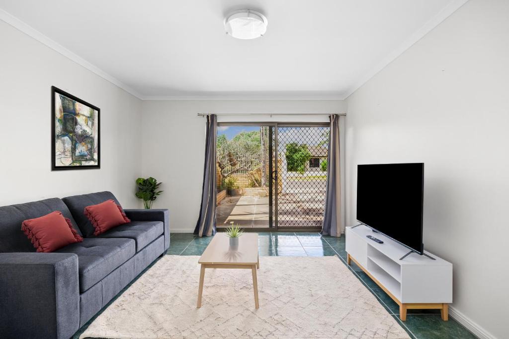 North Brighton House | Swainson on Margaret