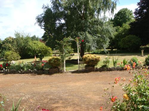 Deloraine House | Tahara Cottage