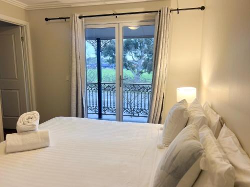 Wagga Wagga Apartment | Tarcutta St Three