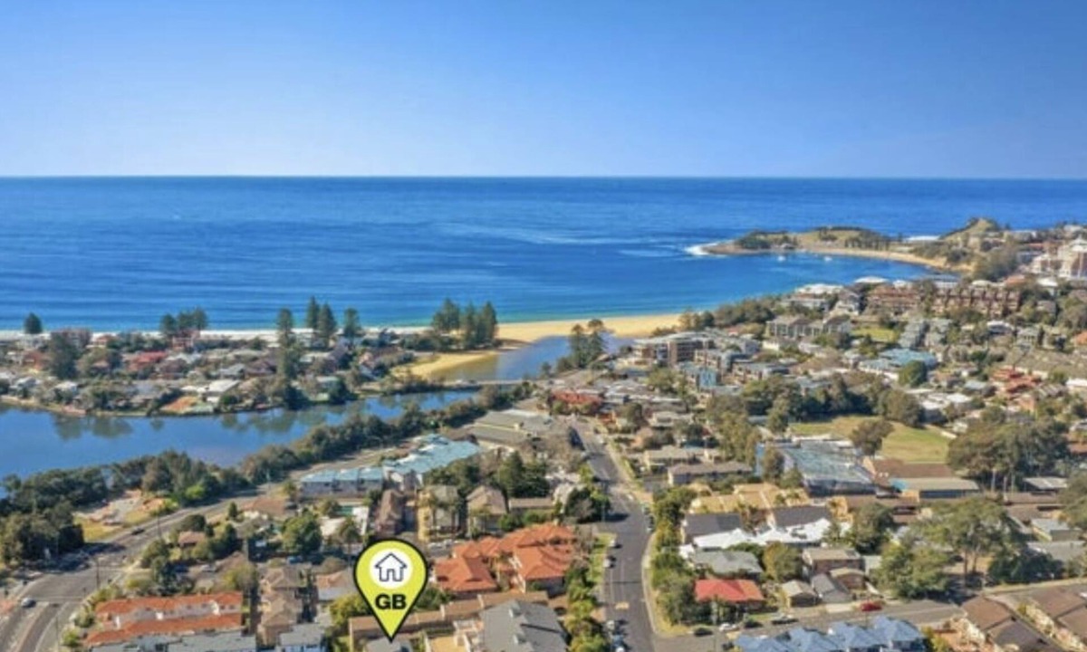 Terrigal House | Terrigal Beach style townhouse